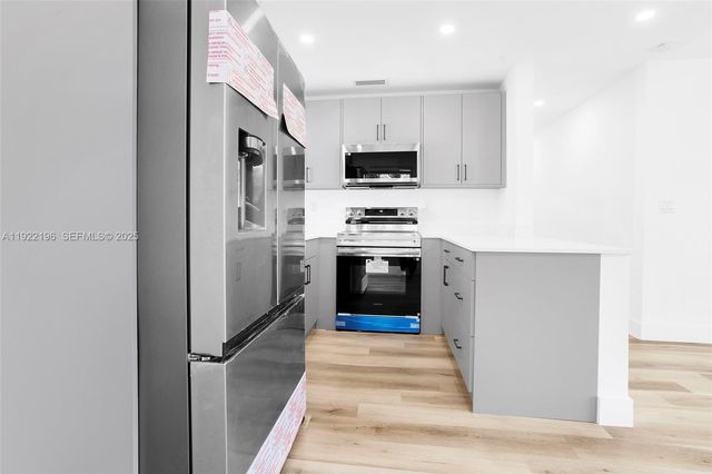 6117 NW 27th St 1, Margate, FL 33063