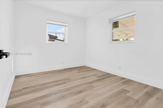 6117 NW 27th St 1, Margate, FL 33063