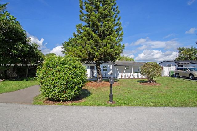 6117 NW 27th St 1, Margate, FL 33063