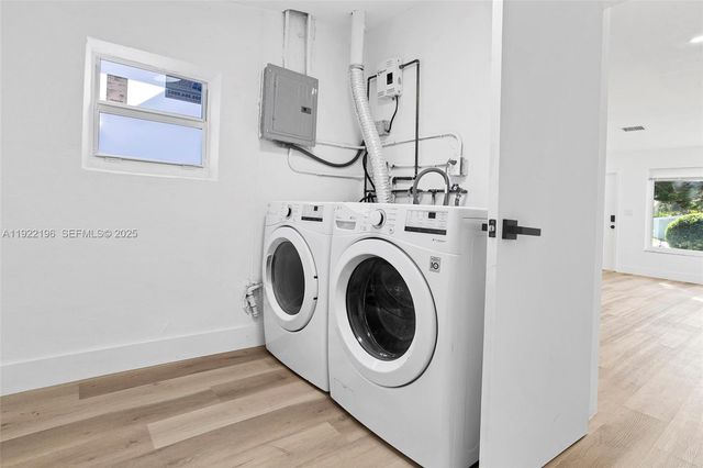 6117 NW 27th St 1, Margate, FL 33063