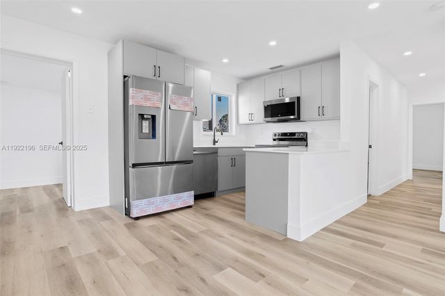 6117 NW 27th St 1, Margate, FL 33063