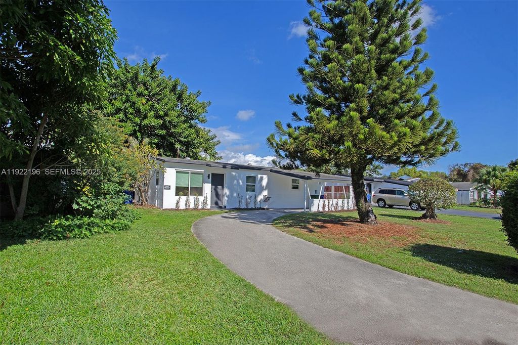 6117 NW 27th St 1, Margate, FL 33063