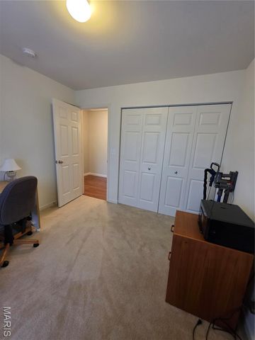 2338 Windsor Castle Drive, Imperial, MO 63052