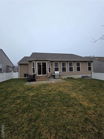 2338 Windsor Castle Drive, Imperial, MO 63052