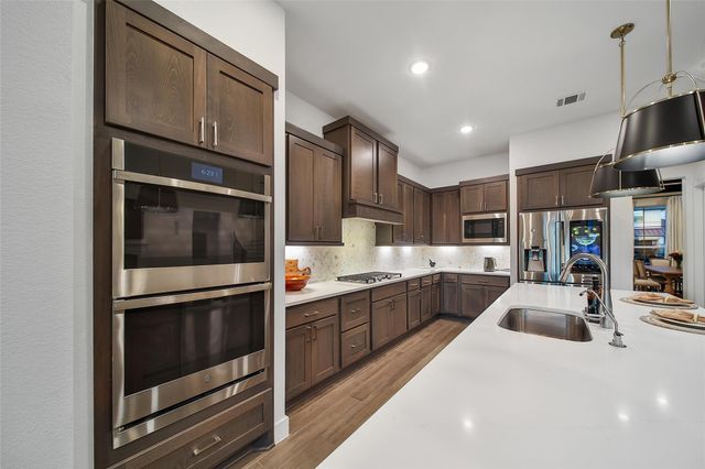 11111 Heartleaf Aster Way, Cypress, TX 77433