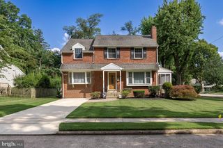 614 WINDSOR PL, Moorestown, NJ 08057