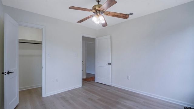 1925 Cushing Dr, Tyler, TX 75702