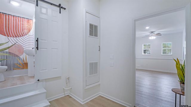 1925 Cushing Dr, Tyler, TX 75702