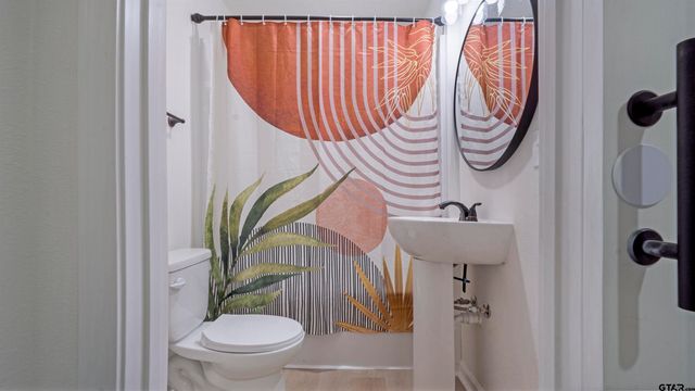 1925 Cushing Dr, Tyler, TX 75702