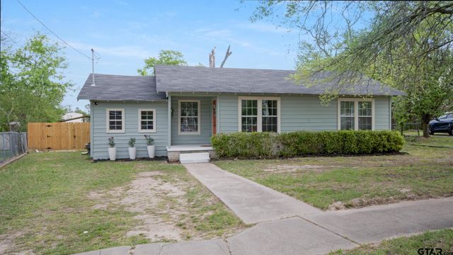 1925 Cushing Dr, Tyler, TX 75702