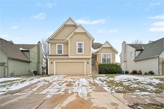 17897 W 163RD Terrace, Olathe, KS 66062
