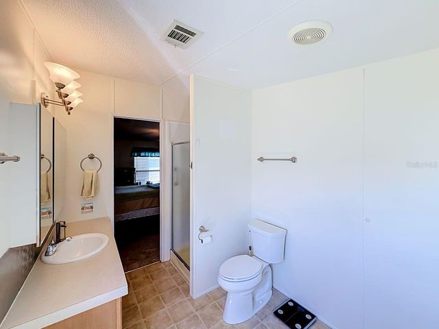 1660 ELKHART CIRCLE, Tavares, FL 32778