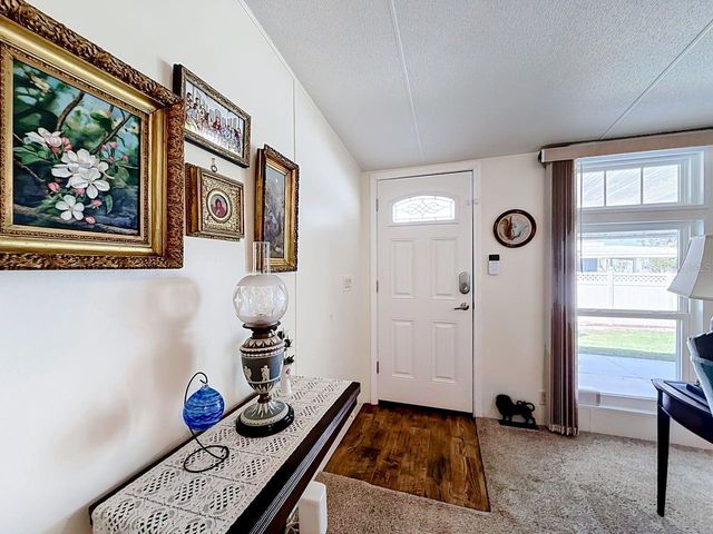 1660 ELKHART CIRCLE, Tavares, FL 32778