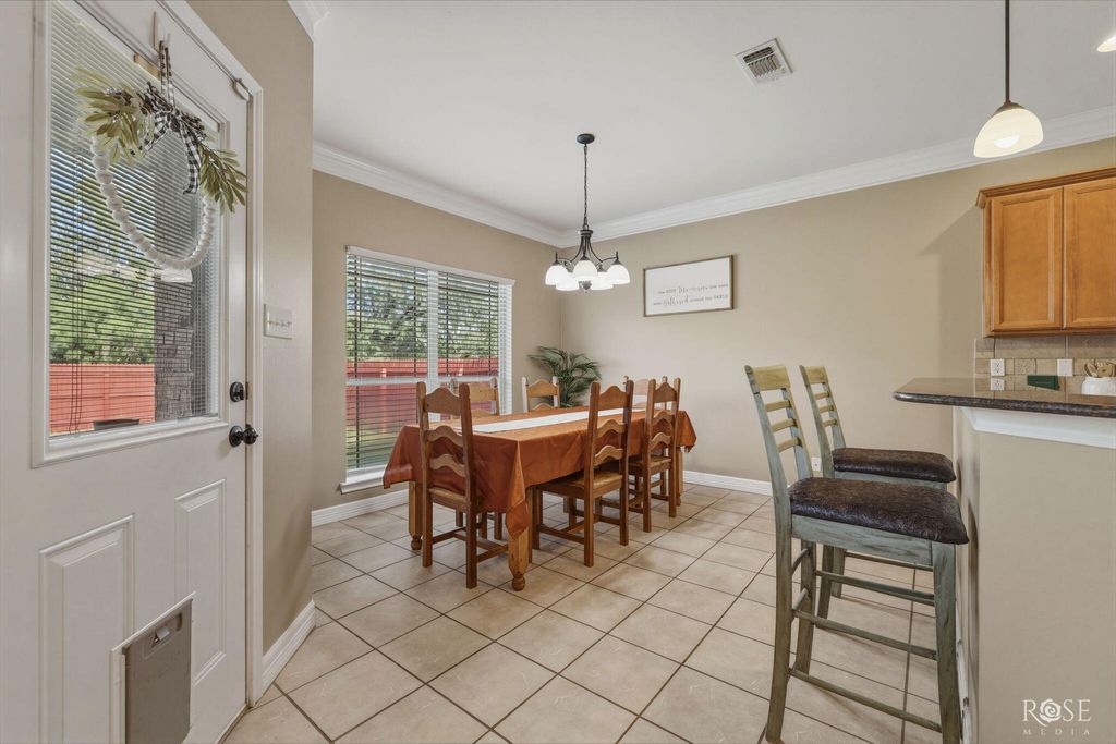 Image 12 of property listing at 4302 Goodnight Trail, San Angelo, TX 76903