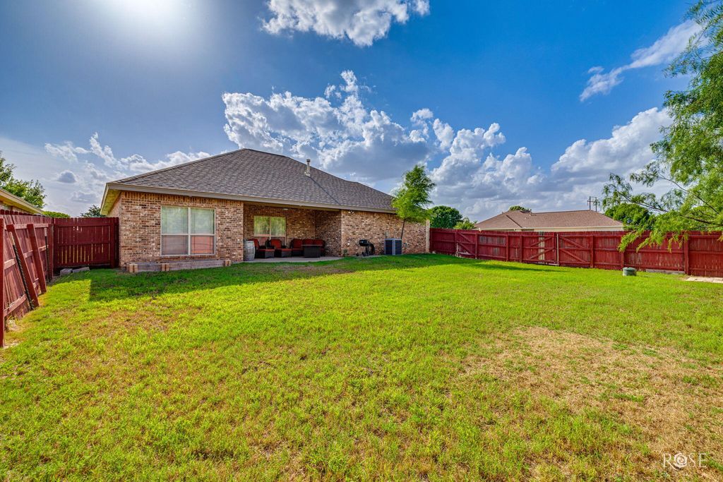 Image 29 of property listing at 4302 Goodnight Trail, San Angelo, TX 76903