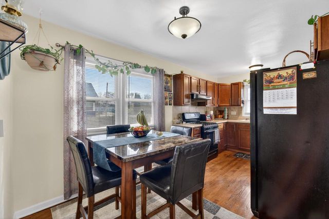 1104 North STREET, Racine, WI 53402