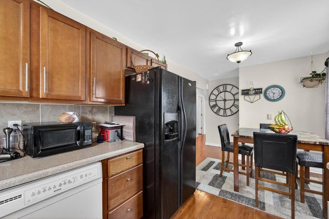 1104 North STREET, Racine, WI 53402