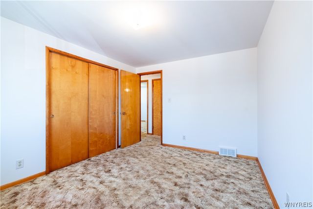 121 Vern Lane, Cheektowaga, NY 14227