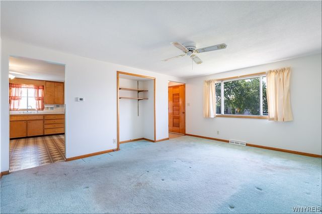 121 Vern Lane, Cheektowaga, NY 14227