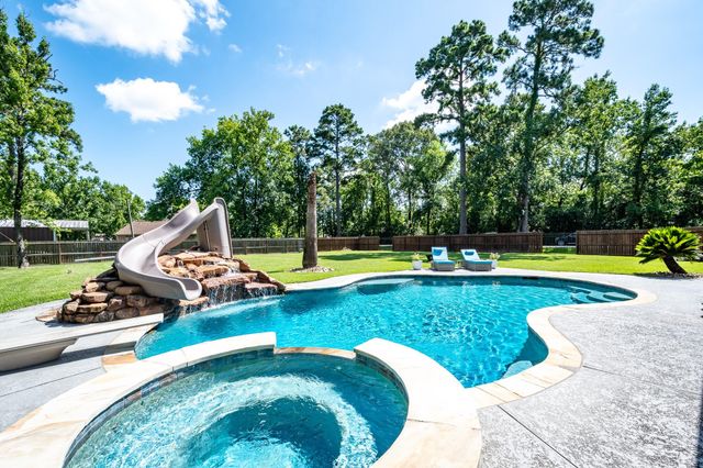 1202 Silver Moon Trail, Crosby, TX 77532