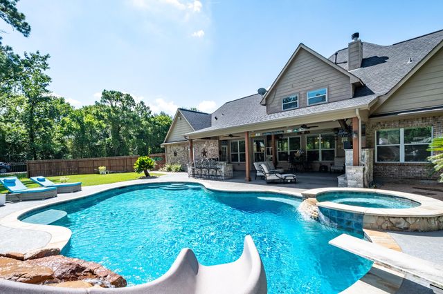 1202 Silver Moon Trail, Crosby, TX 77532