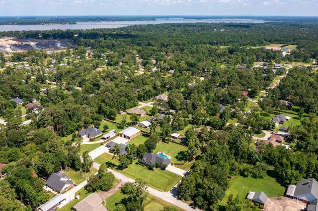 1202 Silver Moon Trail, Crosby, TX 77532