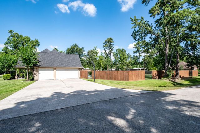 1202 Silver Moon Trail, Crosby, TX 77532