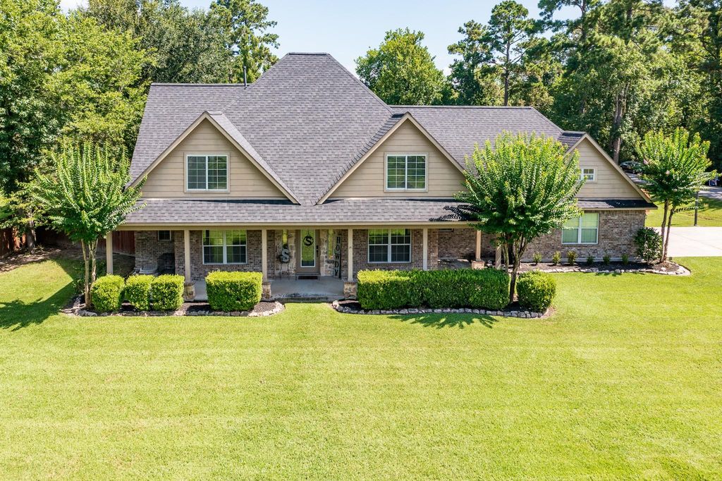 1202 Silver Moon Trail, Crosby, TX 77532