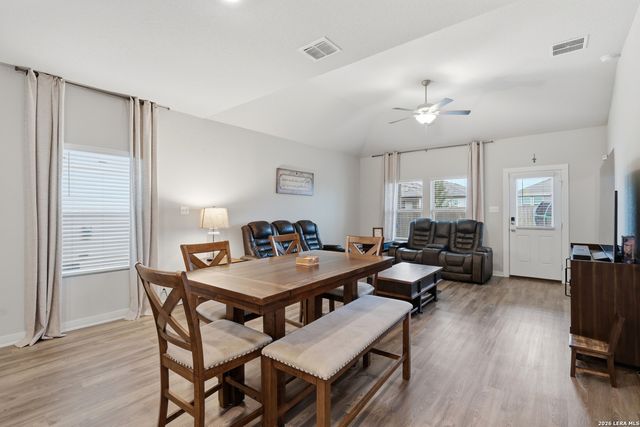 827 laurel, San Antonio, TX 78219