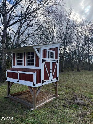 570 Red Bud Lane, Sevierville, TN 37876