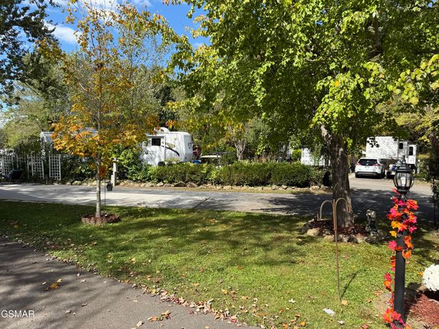 4229 E Parkway #344, Gatlinburg, TN 37738