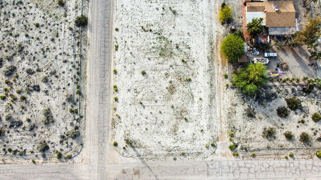 1552 Nile Drive, Thermal, CA 92274