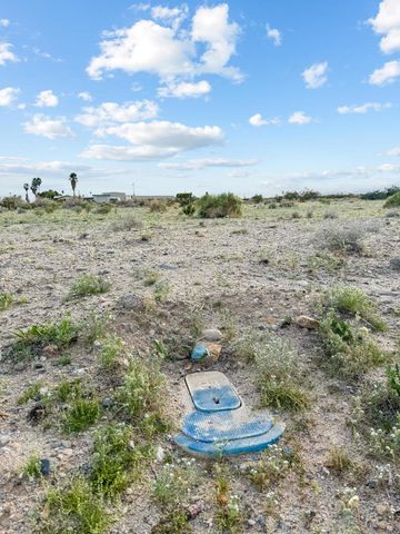 1552 Nile Drive, Thermal, CA 92274