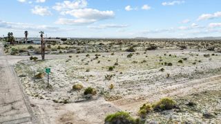 1552 Nile Drive, Thermal, CA 92274