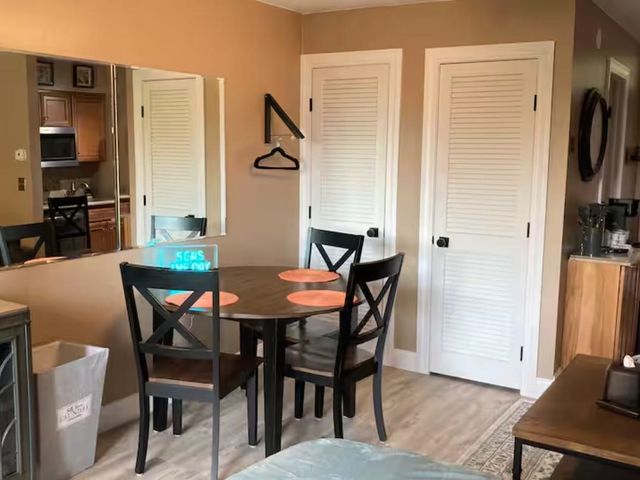 5605 E Creeks Crossing, Acme Twp, MI 49690