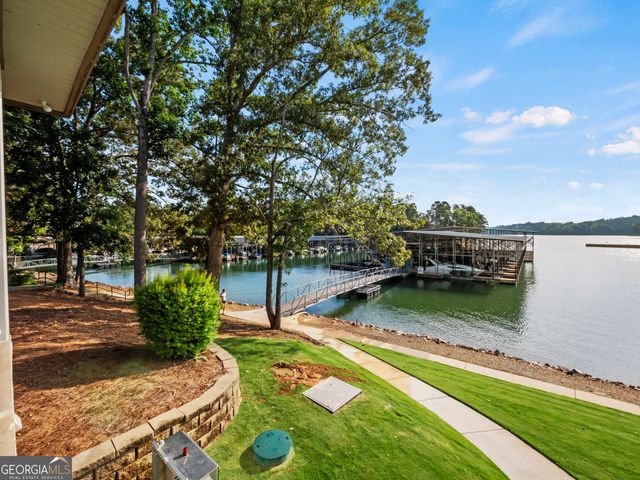 2715 Club Drive, Gainesville, GA 30506