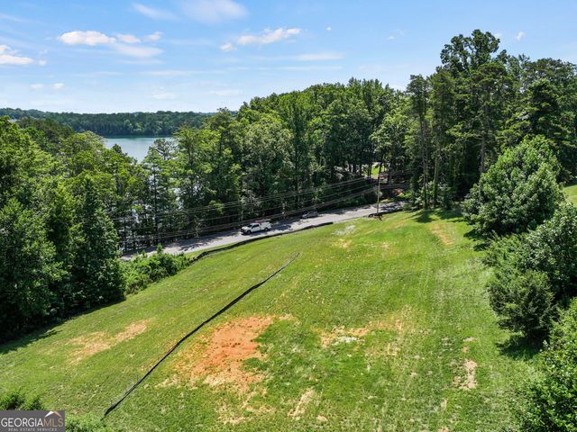 2715 Club Drive, Gainesville, GA 30506