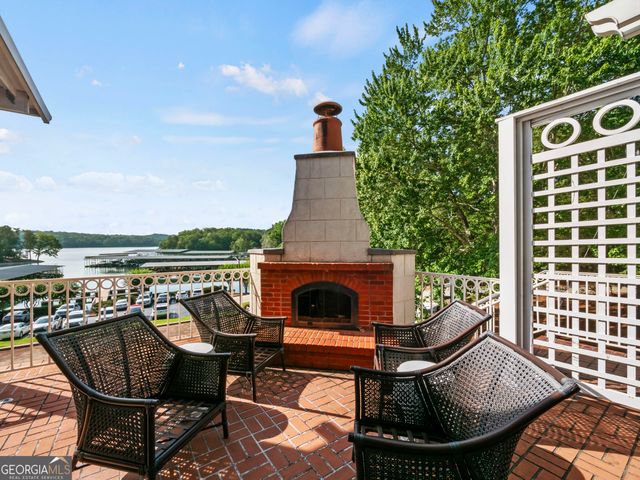 2715 Club Drive, Gainesville, GA 30506