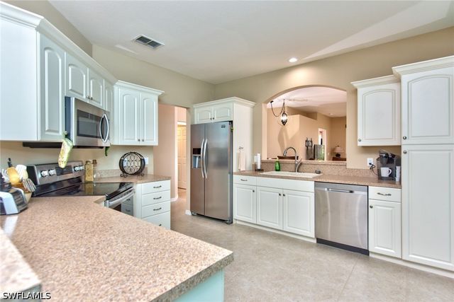 20081 Seagrove ST 902, Estero, FL 33928