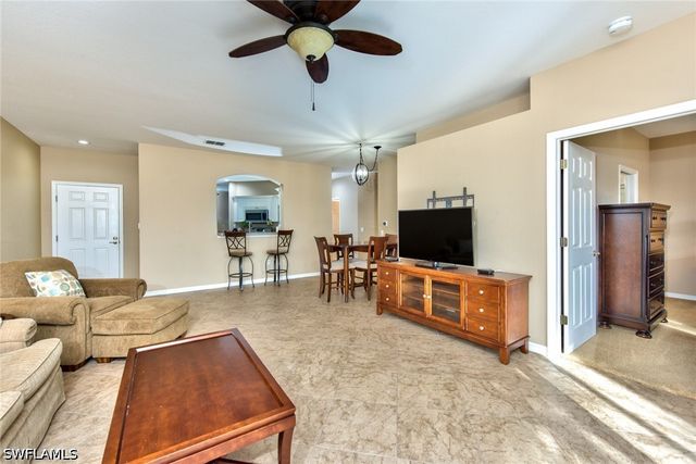 20081 Seagrove ST 902, Estero, FL 33928