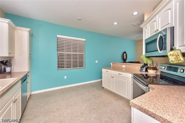 20081 Seagrove ST 902, Estero, FL 33928