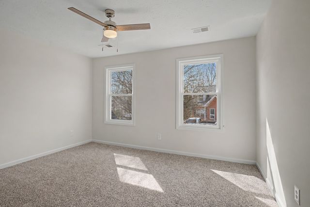 103 Westchester Dr, White House, TN 37188