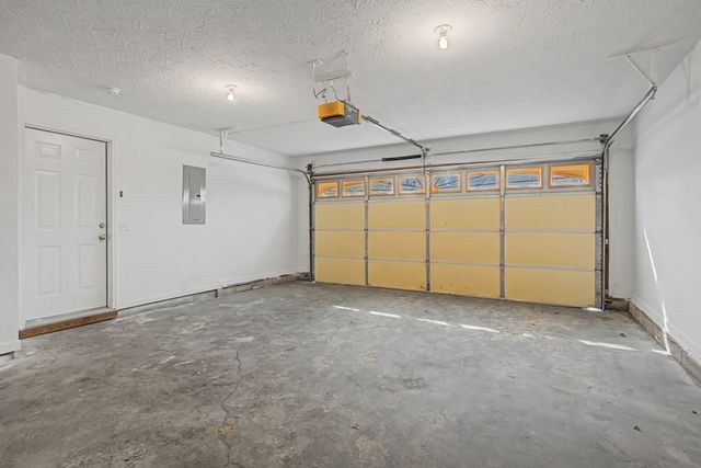 103 Westchester Dr, White House, TN 37188