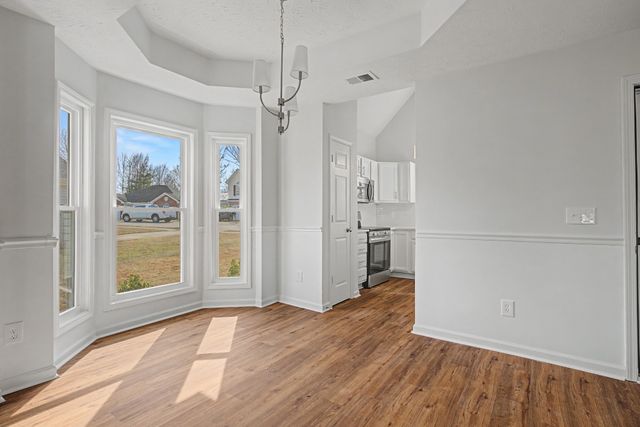 103 Westchester Dr, White House, TN 37188