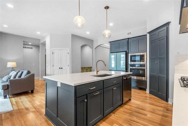 19485 W 202nd Street, Spring Hill, KS 66083