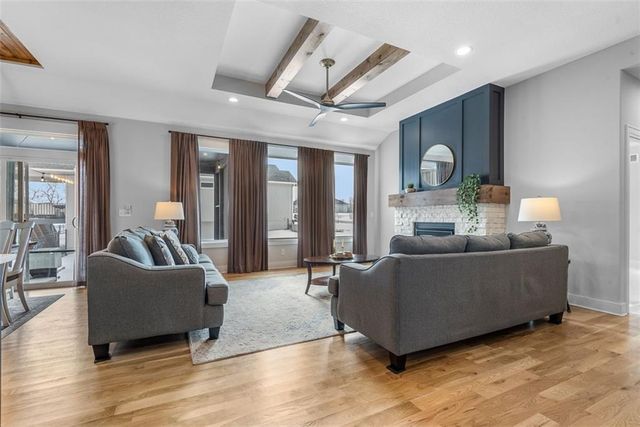 19485 W 202nd Street, Spring Hill, KS 66083