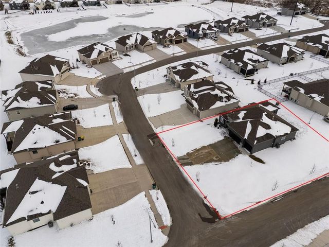 19485 W 202nd Street, Spring Hill, KS 66083