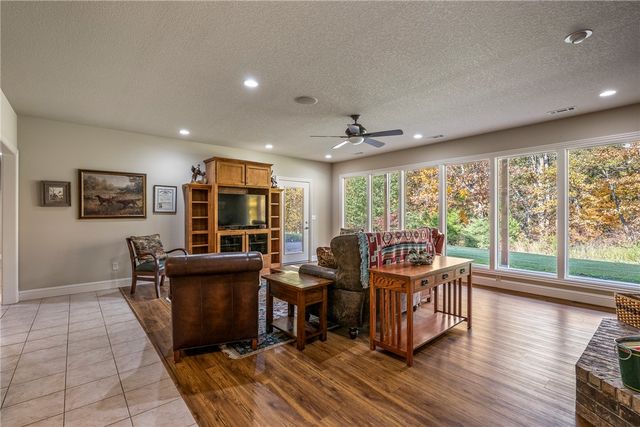 20 Beaty Lane, Bella Vista, AR 72715