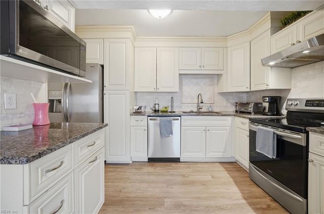 2212 Sedgewick DR, Virginia Beach, VA 23454