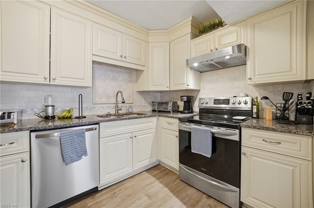 2212 Sedgewick DR, Virginia Beach, VA 23454